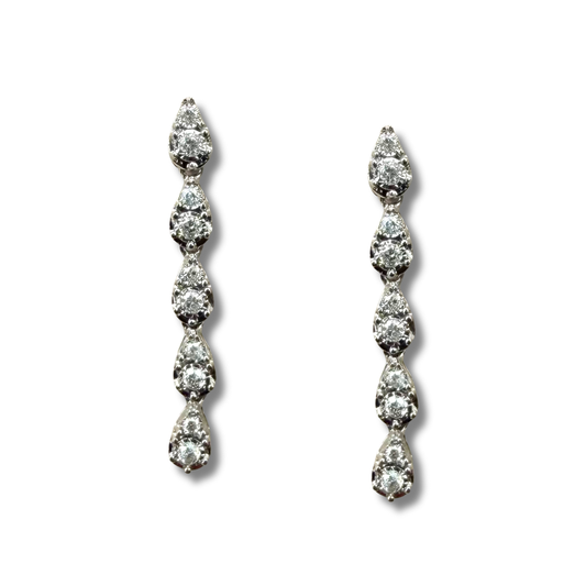 Aretes largos de gotas en oro blanco 14K con diamantes 0.20ctw