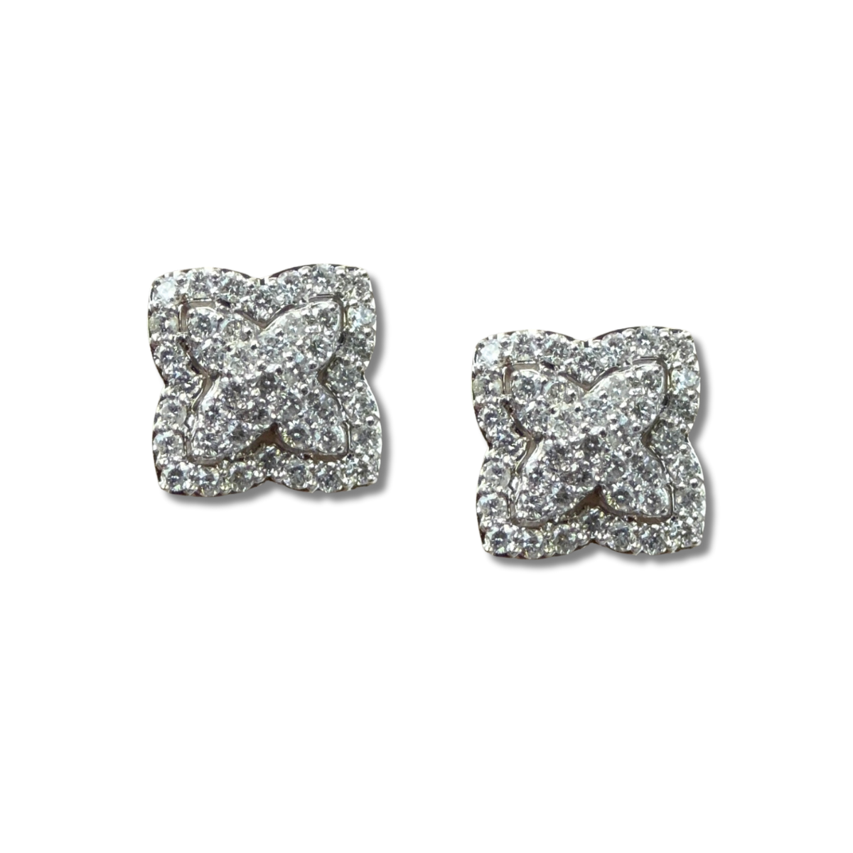 Aretes en oro blanco 14K de flor de diamantes 0.56 ctw