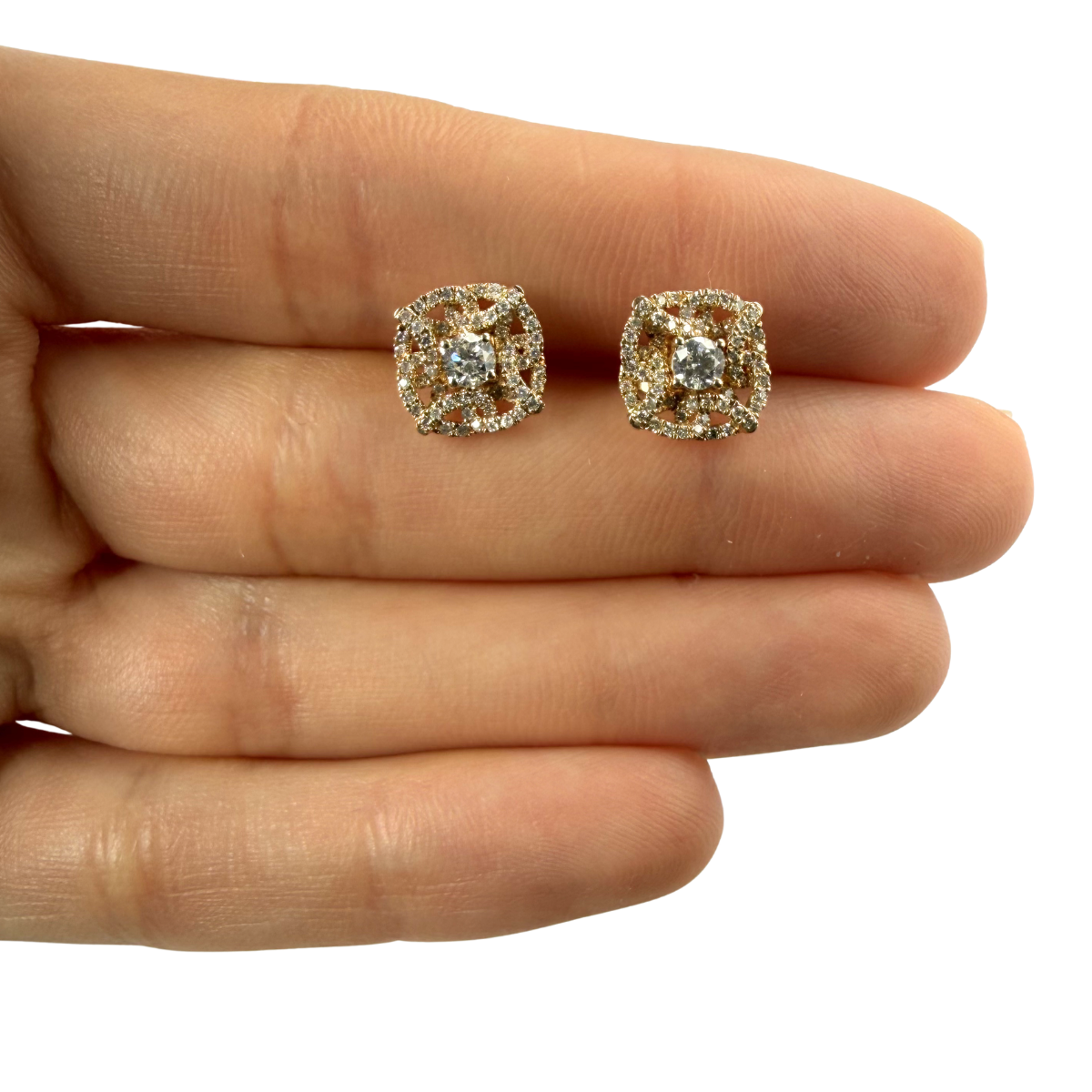 Aretes en oro amarillo 10K de roseta de diamantes 0.50ctw