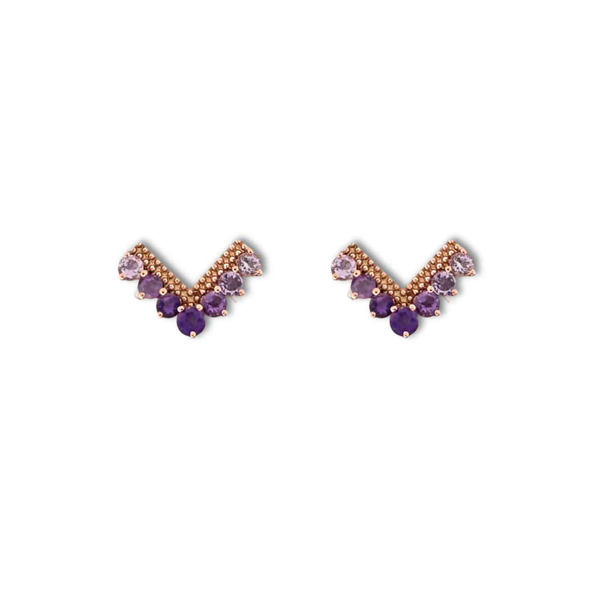 Aretes en forma de V en oro rosa 10K con amatistas