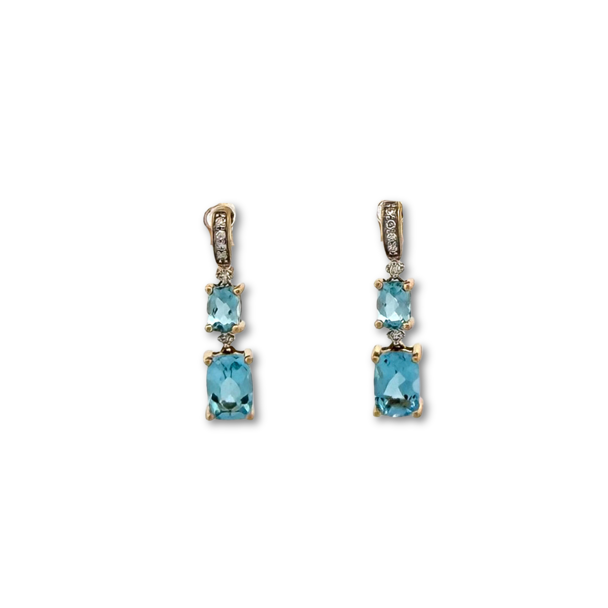 Aretes en oro amarillo 10K con dos topacios colgantes y diamantes