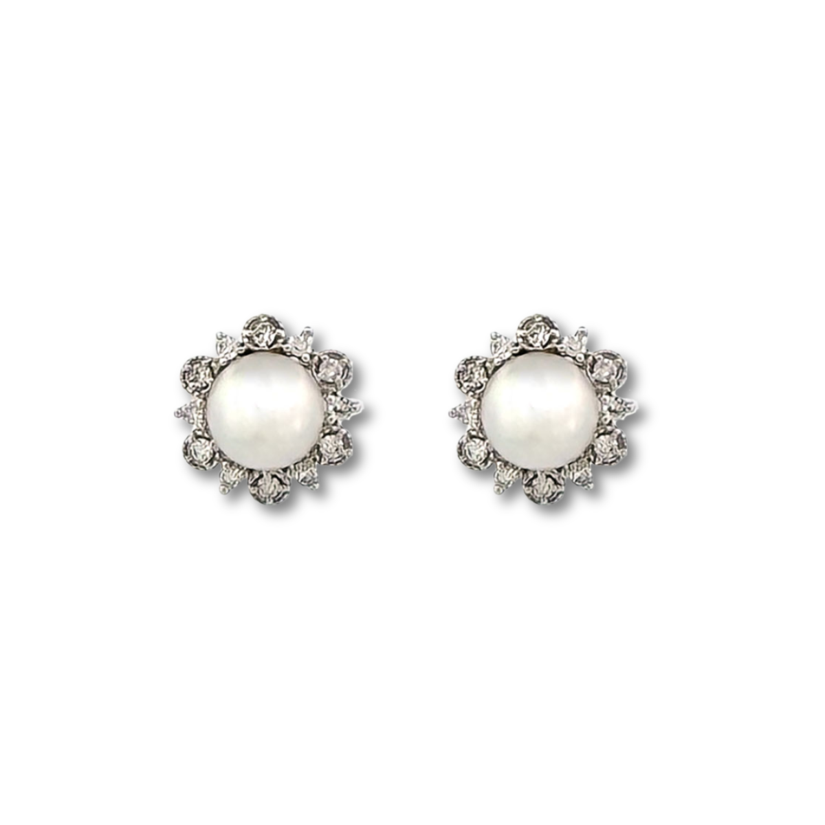 Aretes en oro blanco 10K con perla y halo de diamantes 0.20ctw