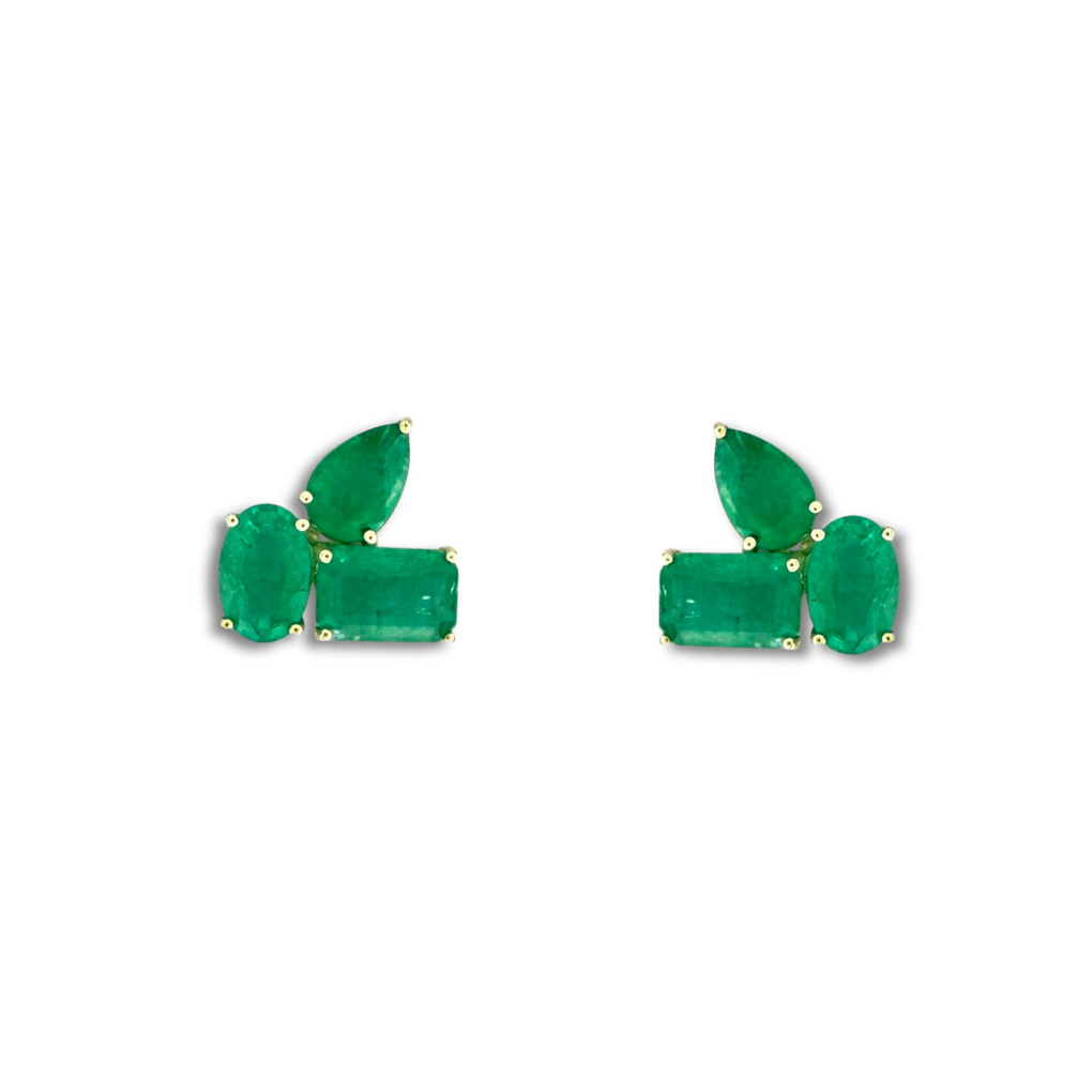 Aretes en oro amarillo 10K con esmeraldas en distintas formas 3ctw