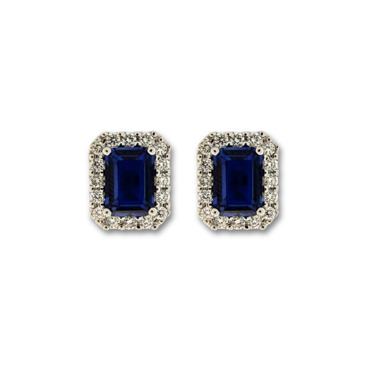 Aretes en oro blanco 10K con zafiros de laboratorio rectangulares y halo de diamantes de laboratorio 0.45ctw