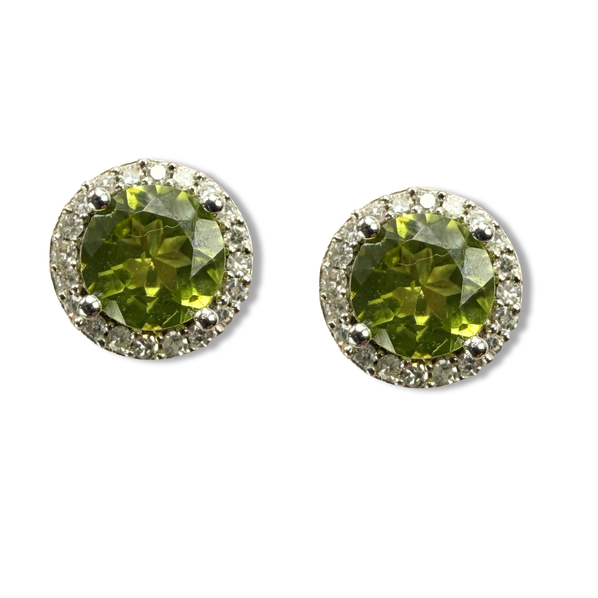 Aretes de plata con peridoto y halo de diamantes 0.10ctw