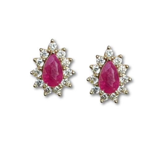Aretes en oro amarillo 14K con rubí corte pera y halo de diamantes 0.40ctw convertible