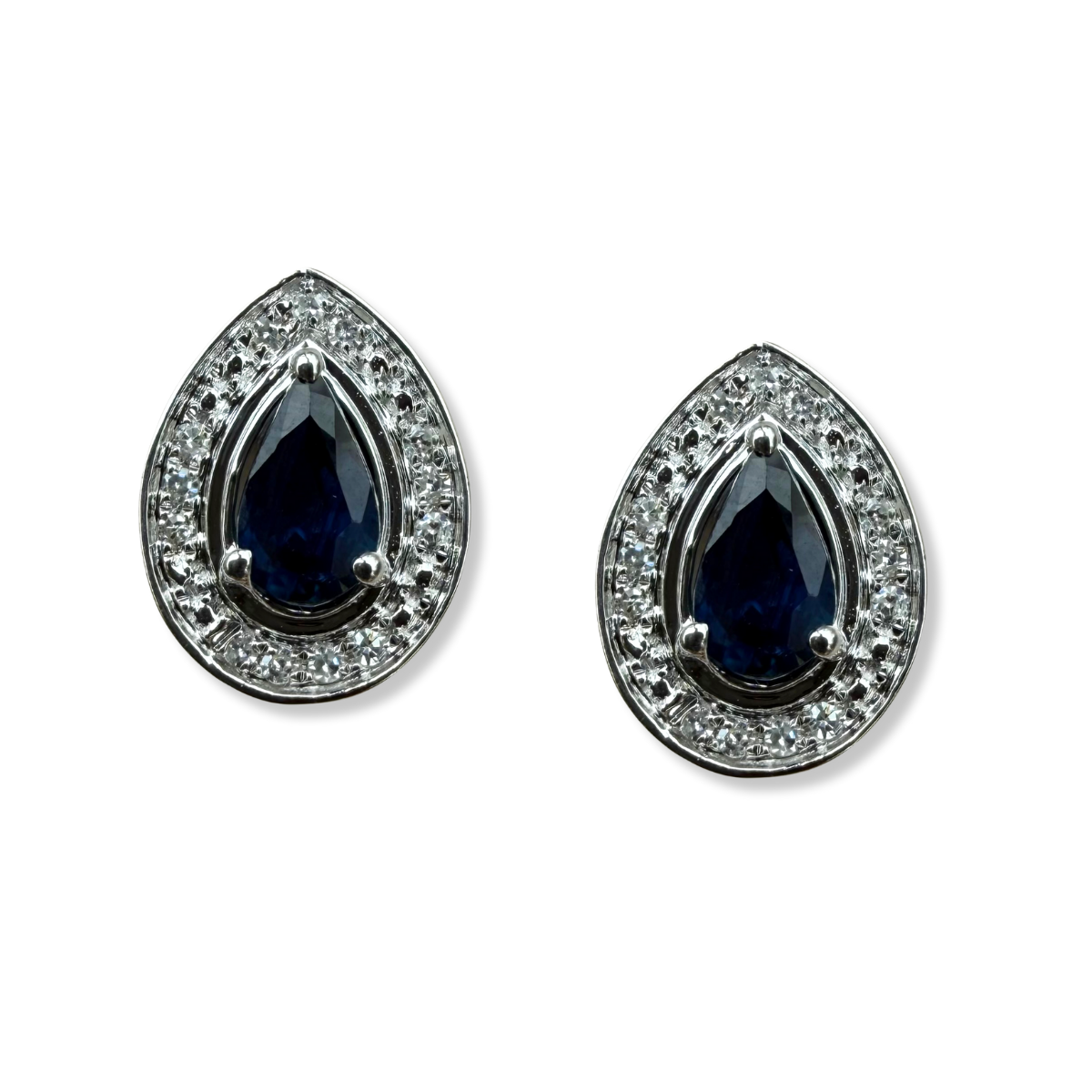 Aretes en oro blanco 10K con gota de zafiro y halo de diamantes 0.07ctw