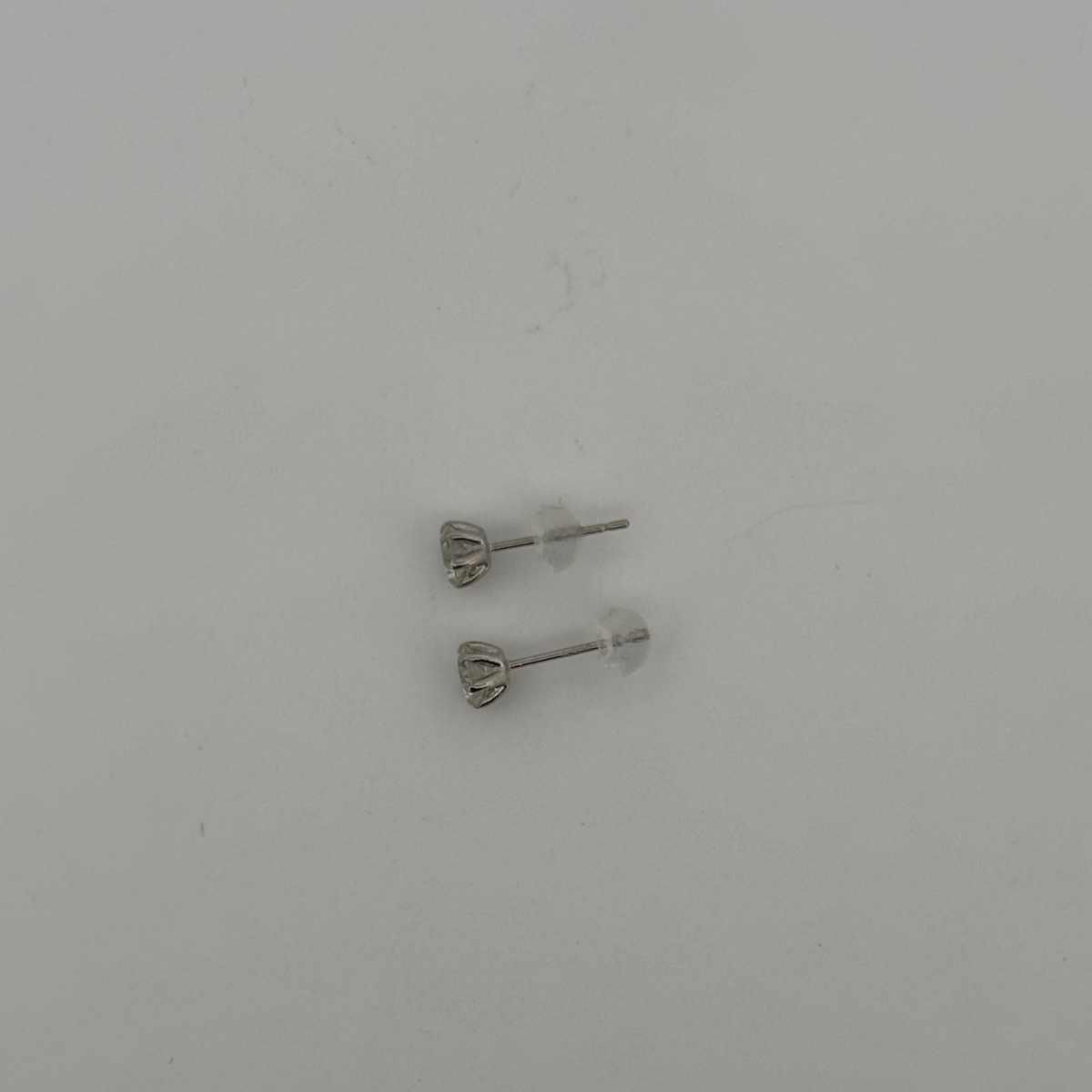 Aretes en platino studs de diamante de laboratorio redondo 0.75ctw