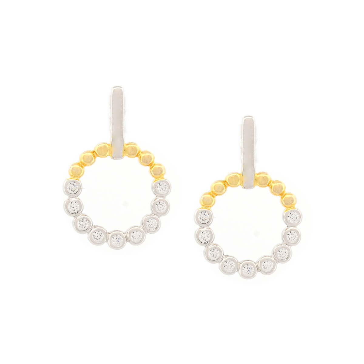 Aretes de plata de barra con círculo de circonitas
