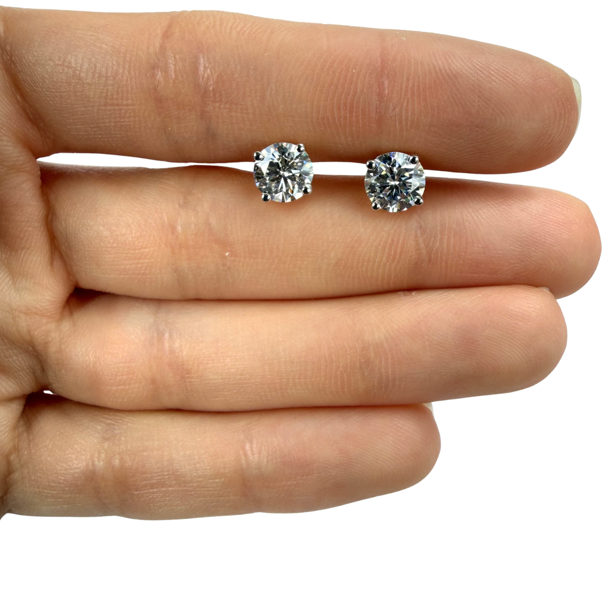 Aretes stud de diamantes de laboratorio 2ctw en oro amarillo 14K