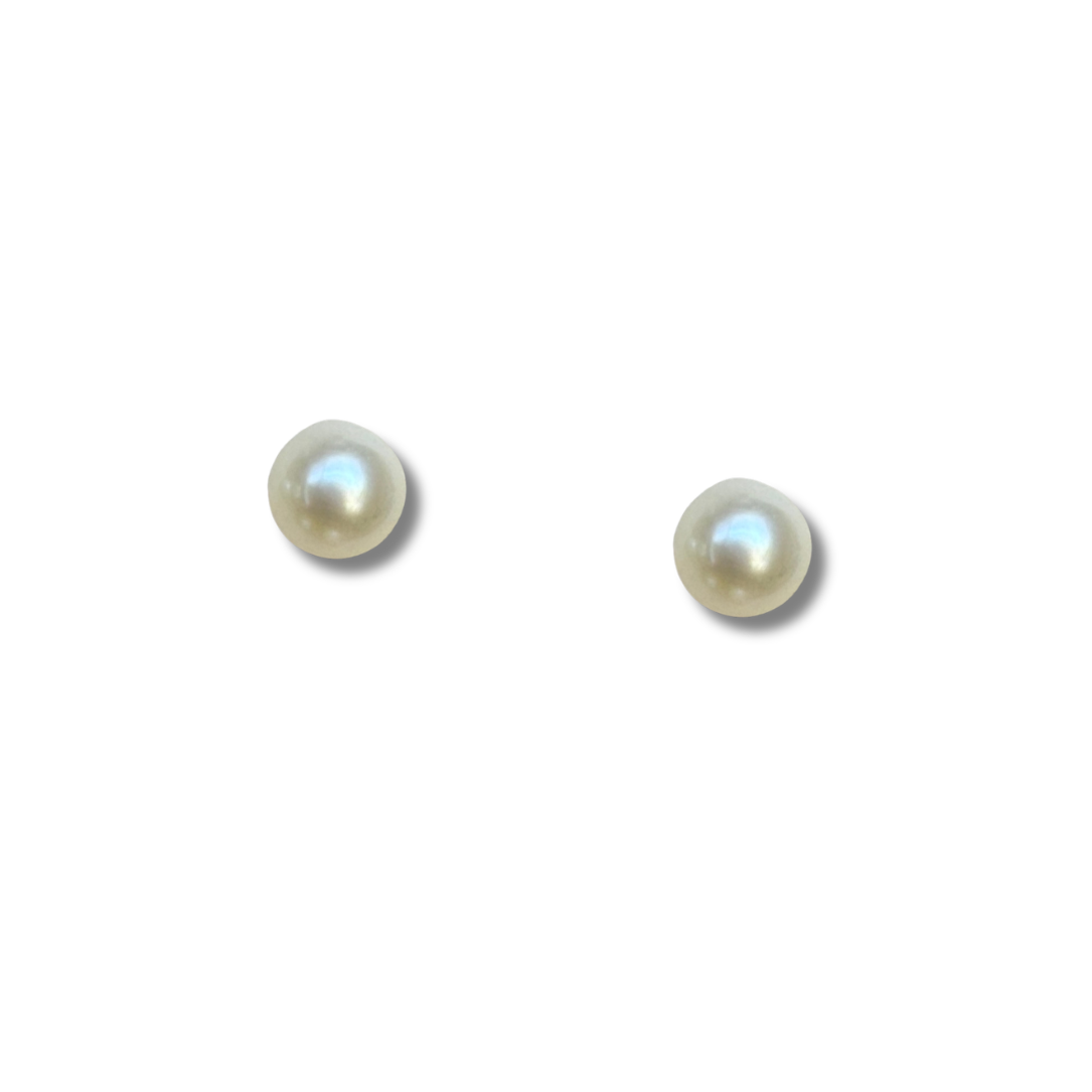 Aretes en oro amarillo 18k con perla 5mm con tope rosca