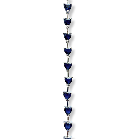 Pulsera de zafiros azules de laboratorio en forma de corazón en plata