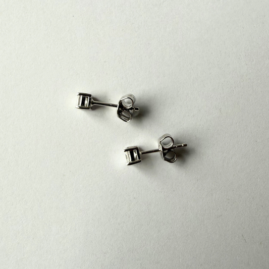 Aretes studs de plata con diamantes de laboratorio corte asscher 0.50ctw