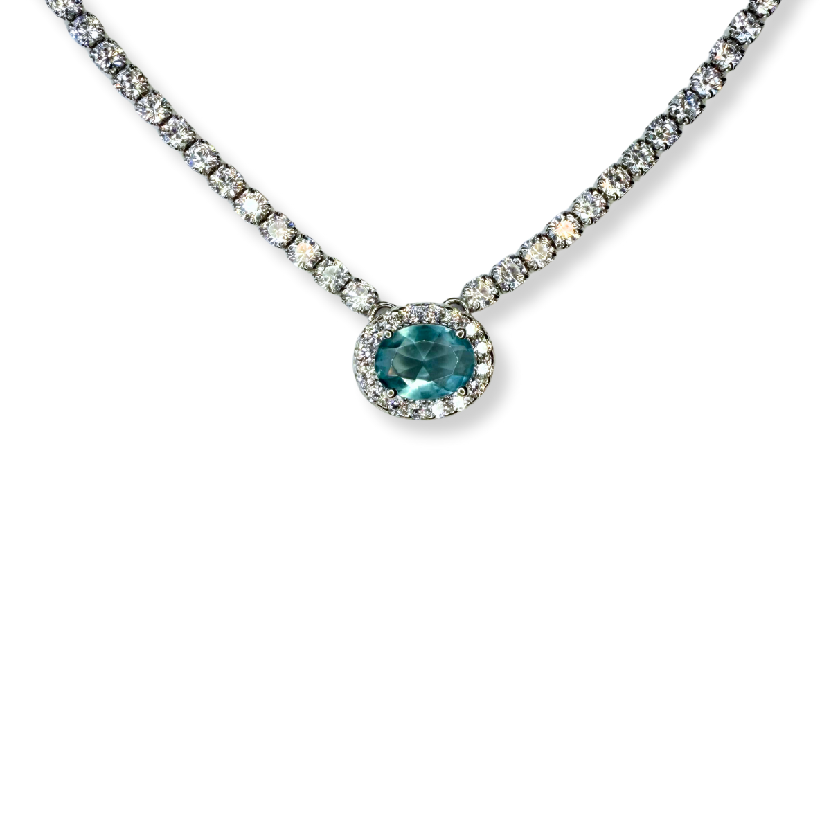 Collar de plata con topacio azul y circonitas tipo tenis