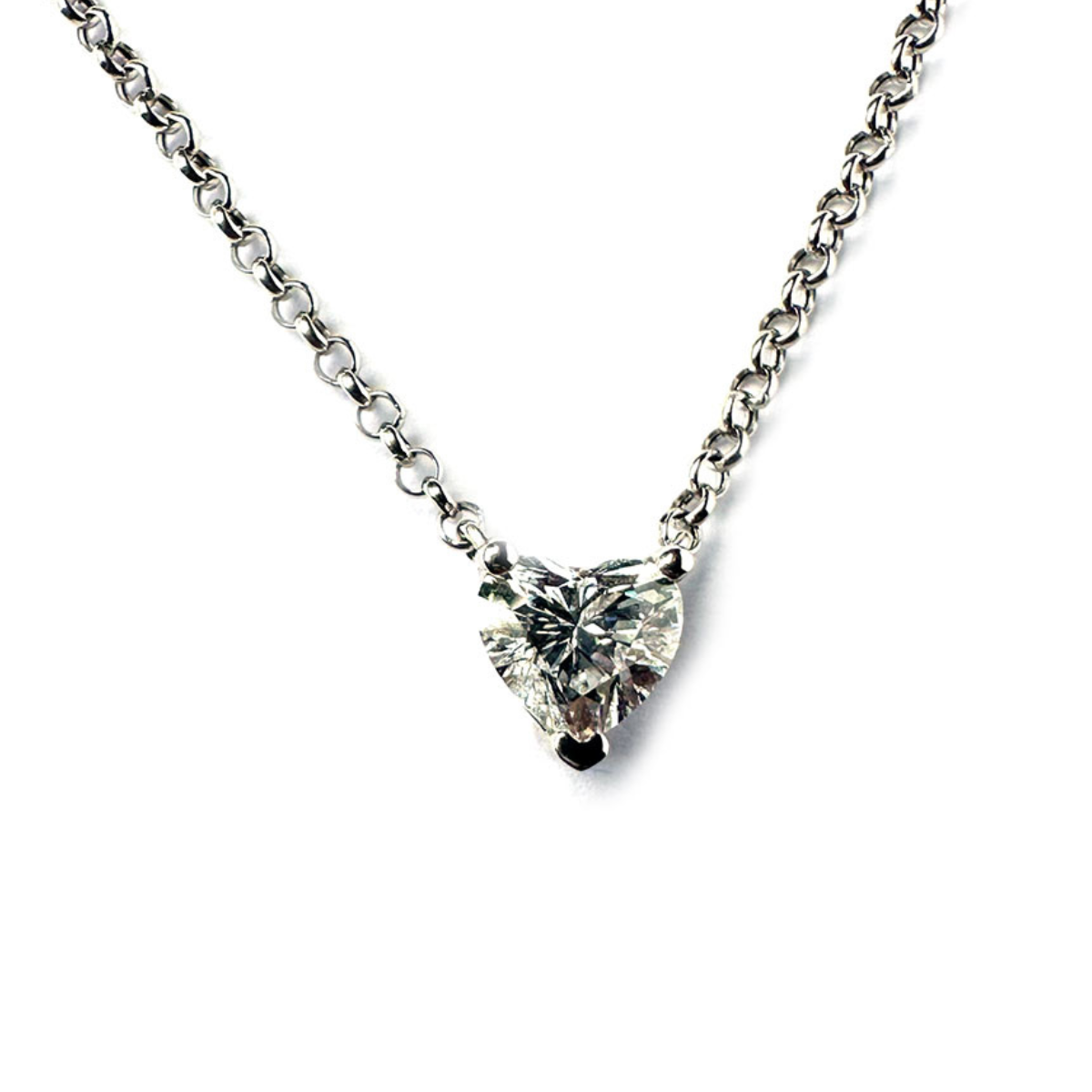 Collar con diamante corazón de laboratorio 1ct en oro blanco 14K
