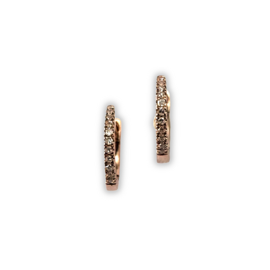 Huggies mini en oro rosado 14K con diamantes 0.08ctw