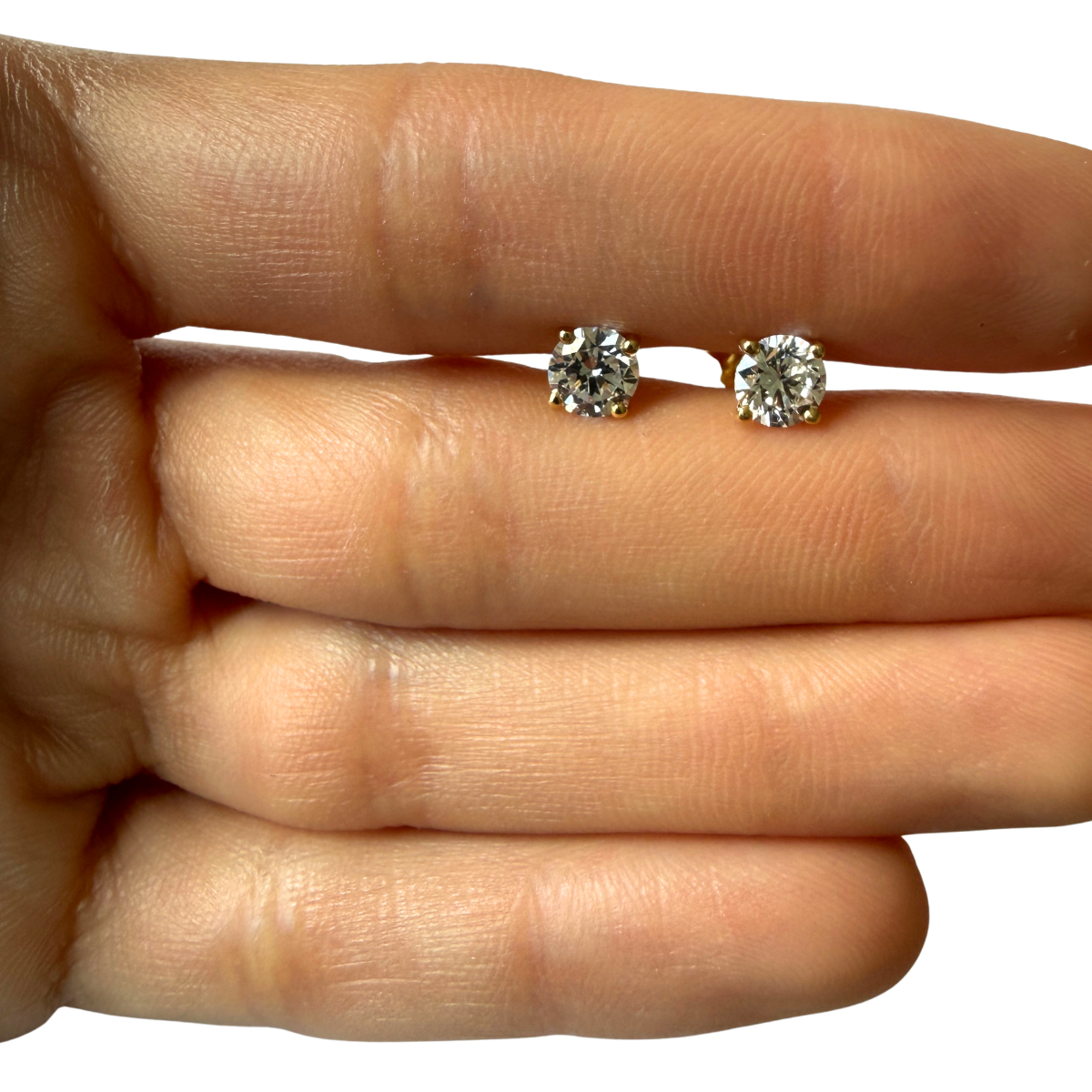Aretes stud martini en oro amarillo 14k con diamantes de laboratorio 1ctw