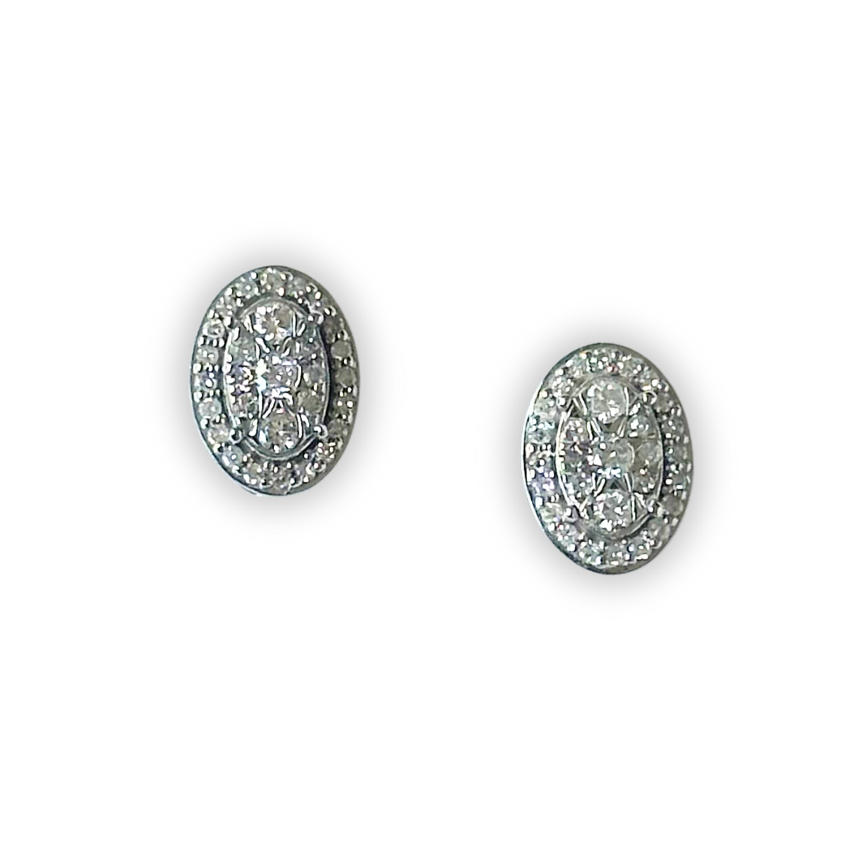 Aretes en oro blanco 10k ovalados con diamantes 0.25ctw
