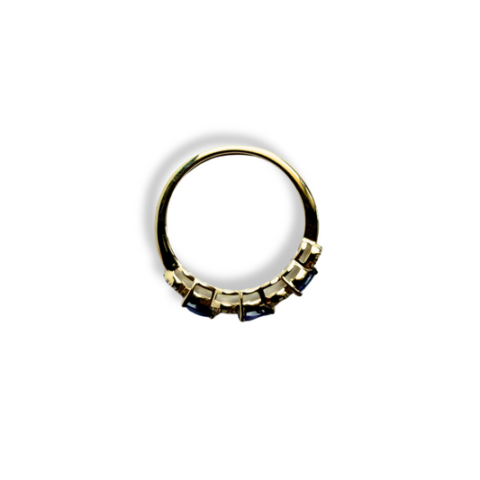 Anillo en oro amarillo 10K con zafiros y diamantes 0.12ctw