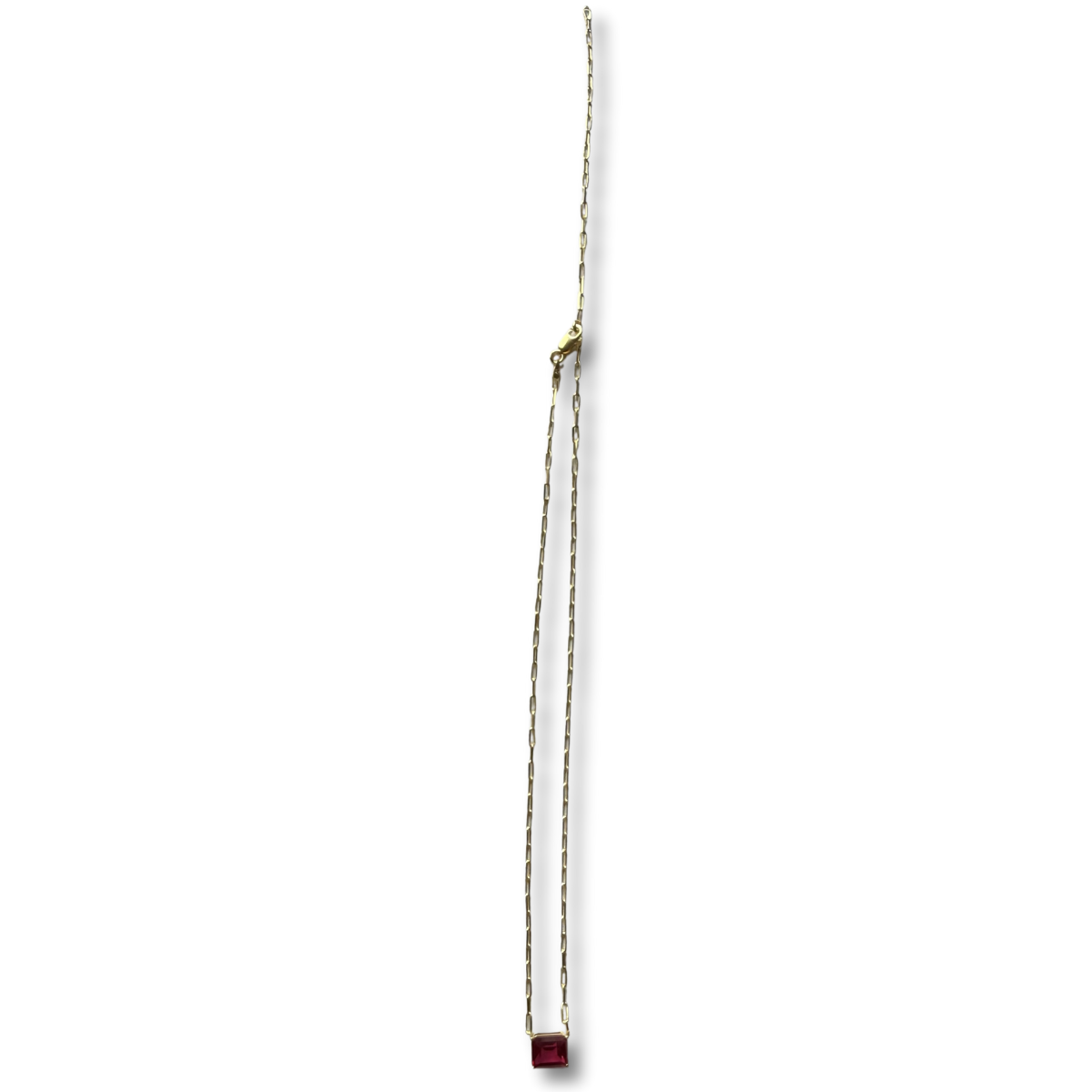 Collar paper clip de plata con baño de oro amarillo y rubí de laboratorio rectangular