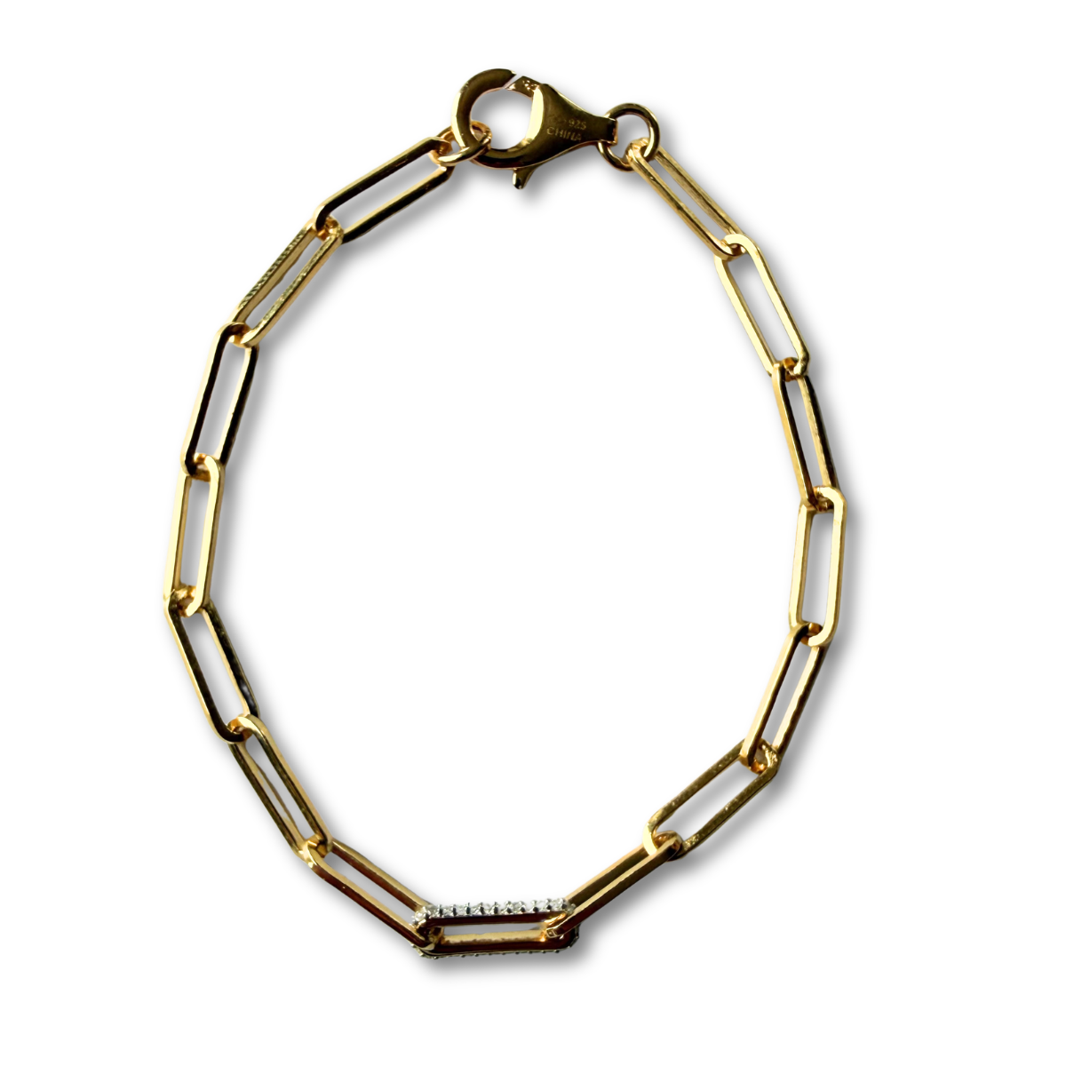 Pulsera paper clip de plata con baño de oro y eslabón de diamantes 0.15ctw