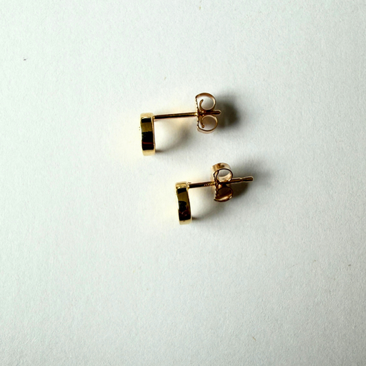 Aretes en oro amarillo 10k de Luna con diamantes 0.03ctw