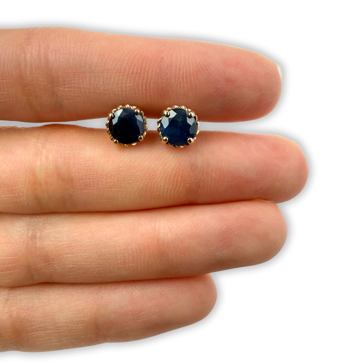 Aretes de plata y oro amarillo 10K con zafiros