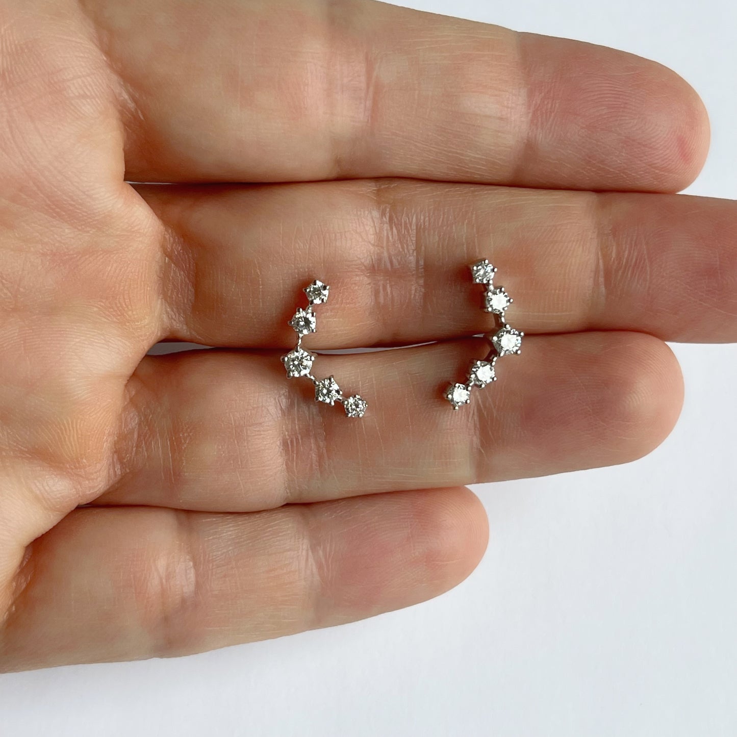 Aretes de plata de curvas de diamantes de laboratorio 0.52ct