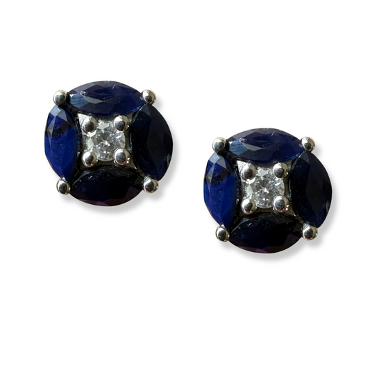 Aretes de plata redondos con marquesas de zafiro y diamante central 0.08ctw