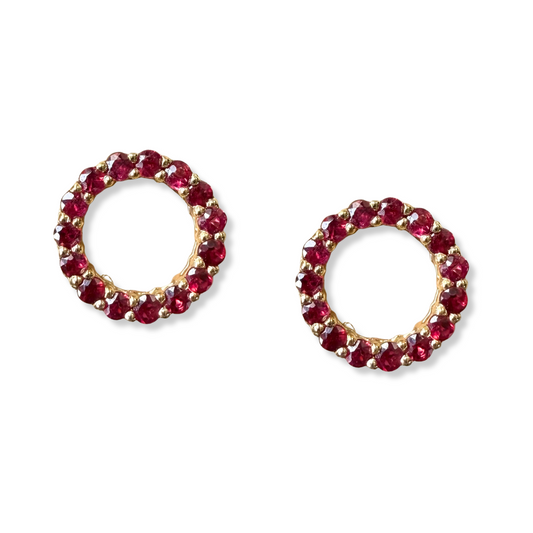 Aretes de círculos de rubíes en oro amarillo 10k con tope rosca