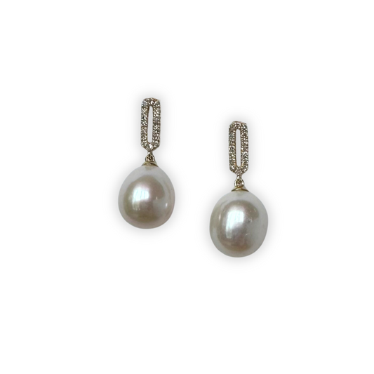Aretes en oro amarillo 14k con diamantes 0.10ctw y perla colgante