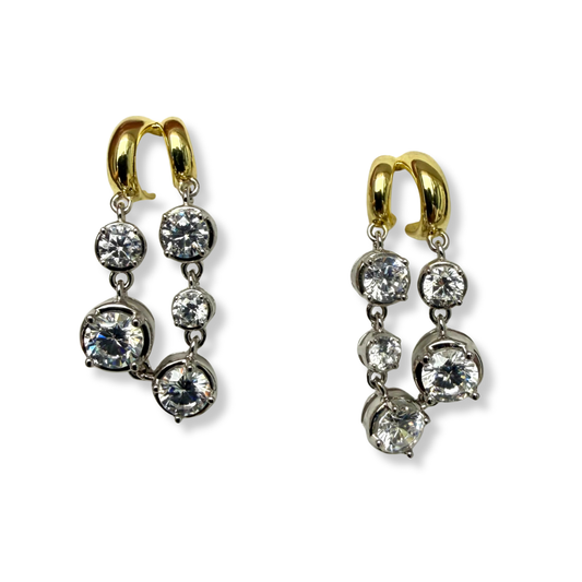 Aretes de plata con baño platino y baño de oro amarillo con doble fila de circones redondos colgando y doble argolla