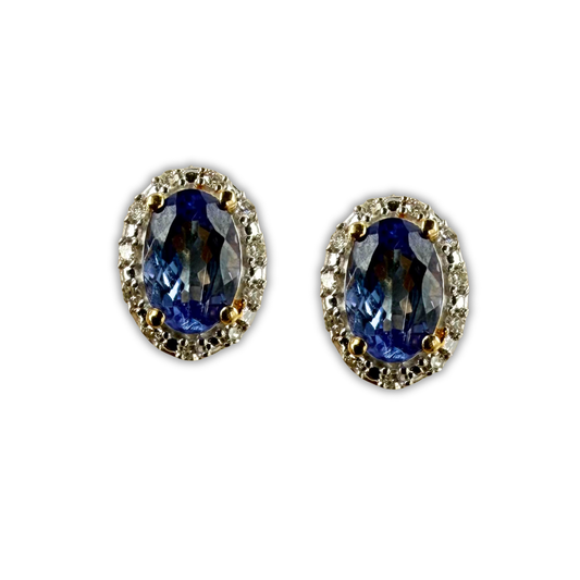 Aretes en oro amarillo 10k con zafiros ovalados y halo de diamantes 0.15ctw