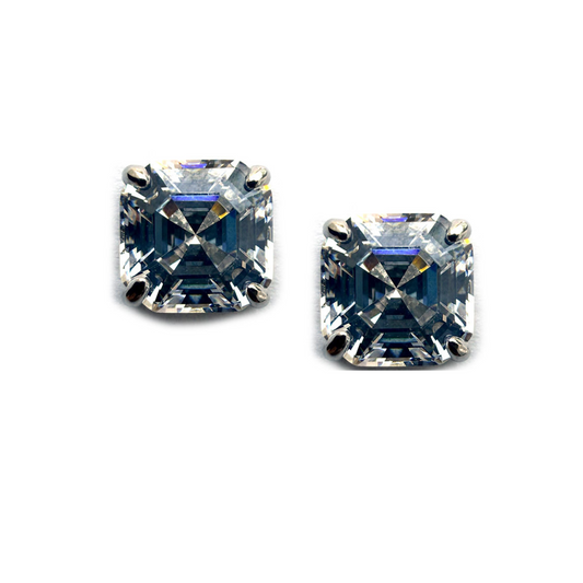 Aretes de plata con baño platino corte asscher stud