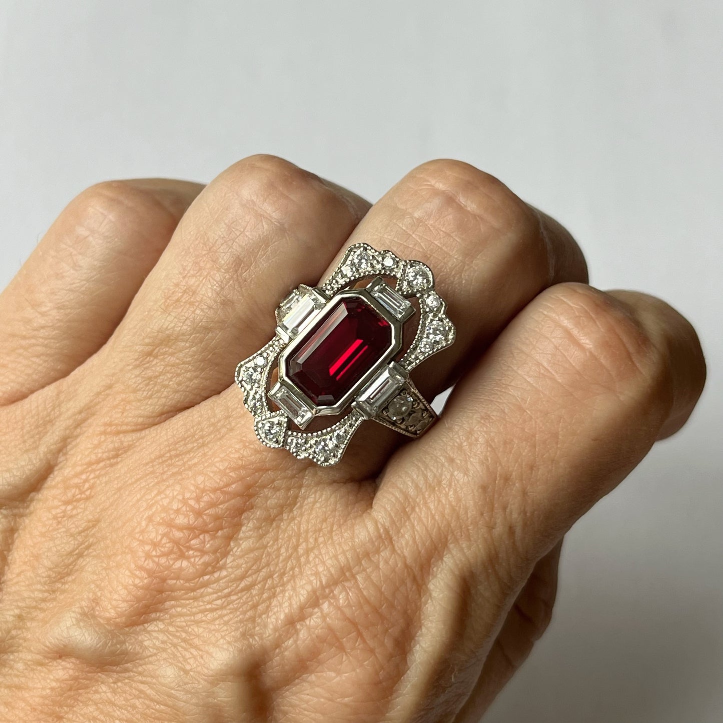 Anillo “Art Deco” en plata