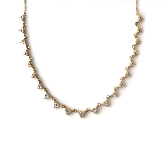 Collar en oro amarillo 14k con triángulos de diamantes 0.95ctw y cadena ajustable