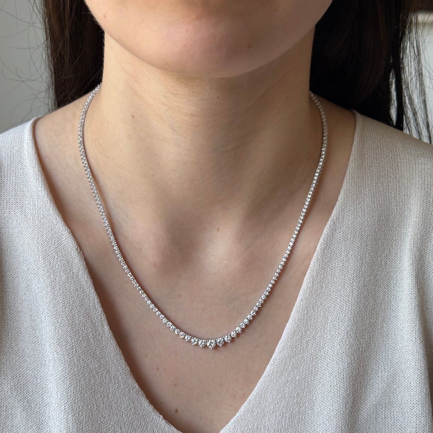 Collar riviera en oro blanco 14k con diamantes de laboratorio 5.25ctw
