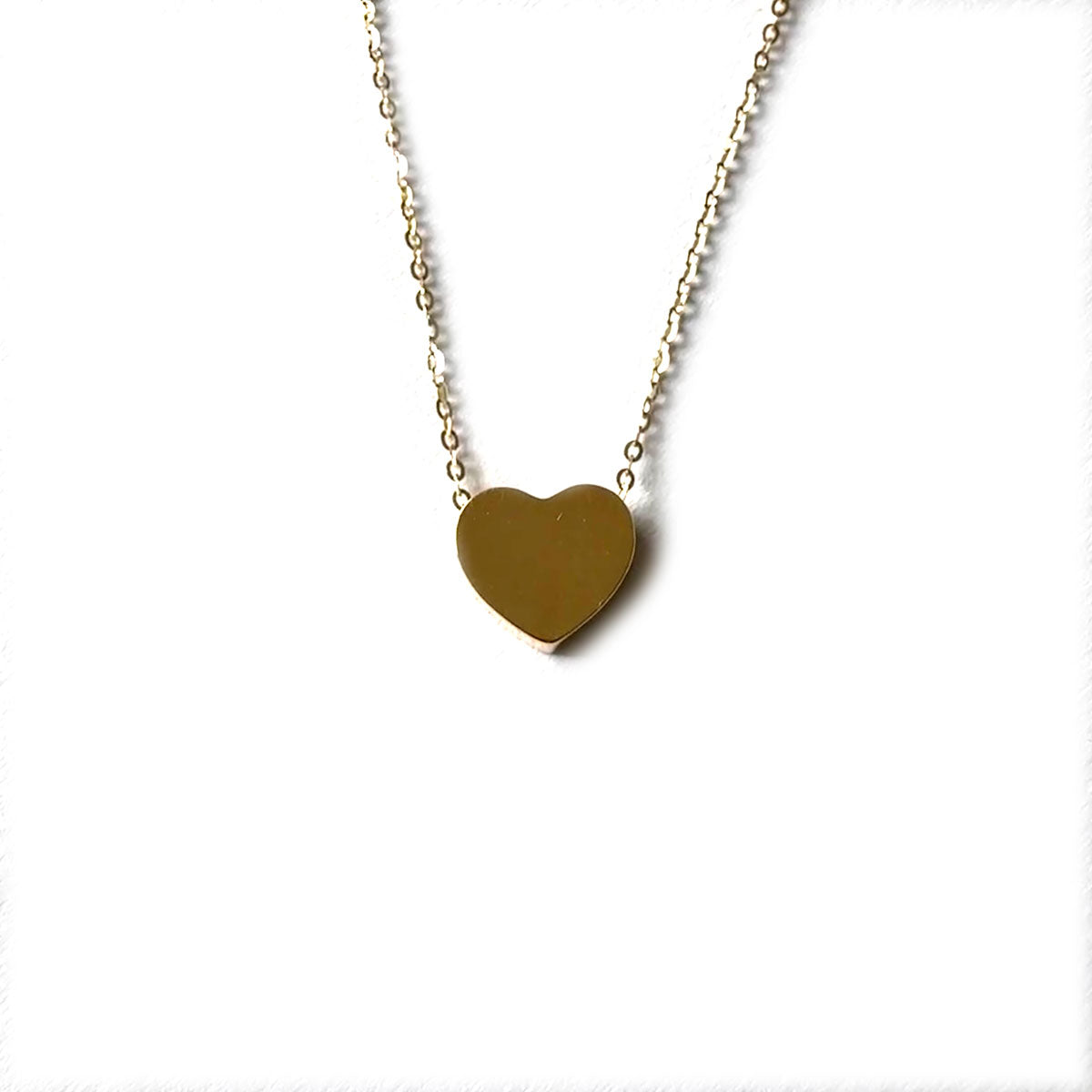 Collar en oro amarillo 14k con corazón