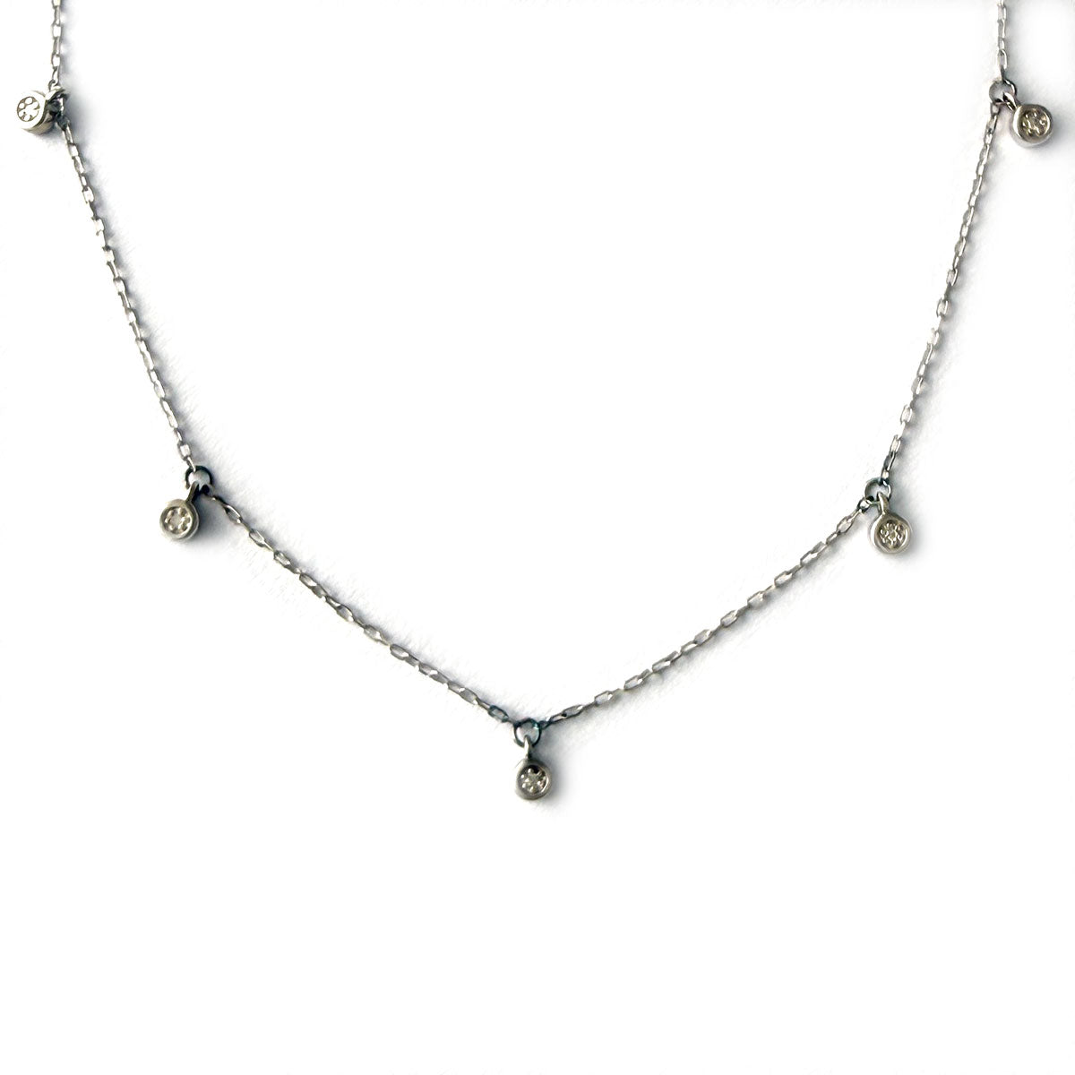 Collar de plata con 5 diamantes colgantes