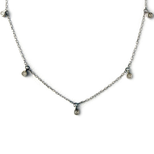 Collar de plata con 5 diamantes colgantes