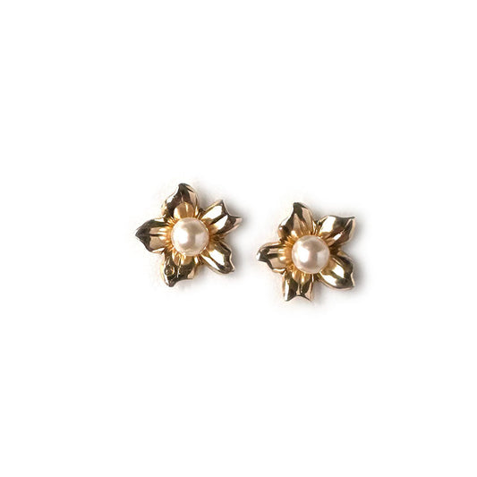 Aretes flor de oro 14K con perla central