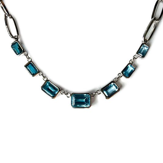 Cadena paperclip de plata con topacios biselados