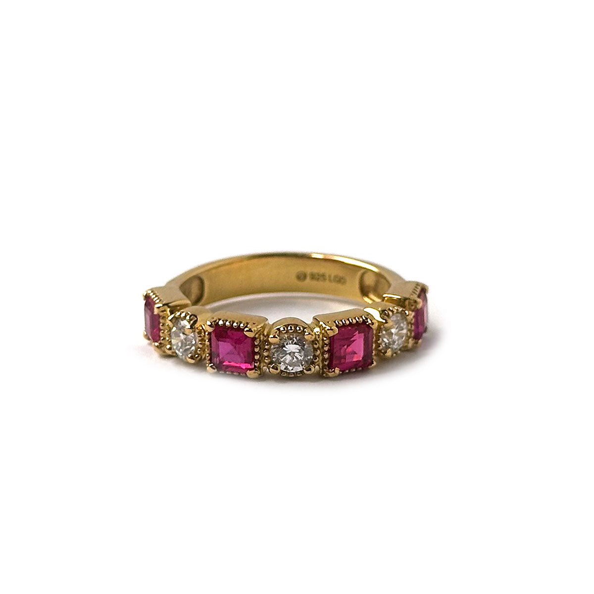 Anillo de plata con baño de oro amarillo y rubíes y diamantes de laboratorio 1.65ctw