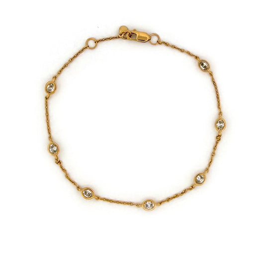 Pulsera de plata en baño de oro amarillo con diamantes ovalados de laboratorio 0.50ctw