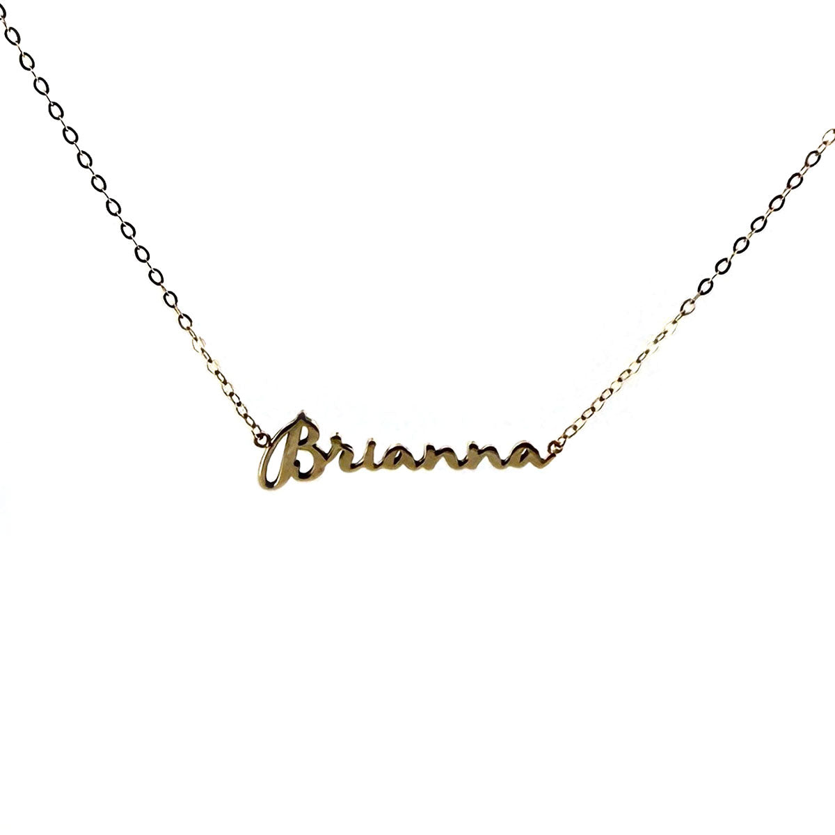 Collar con nombre calado
