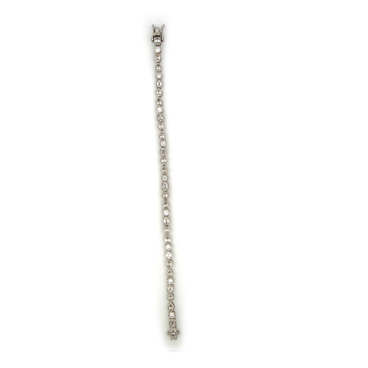 Pulsera de plata con diamantes de laboratorio en varias formas 4.80ctw