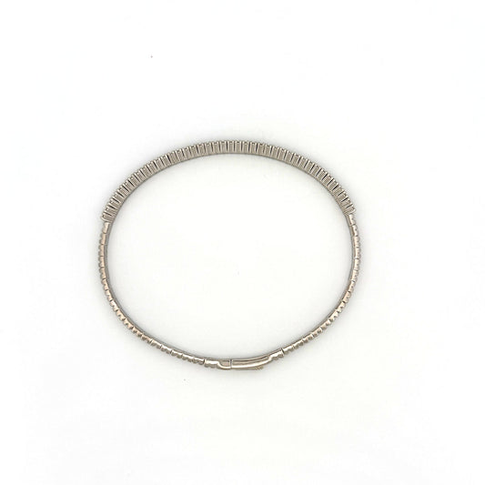 Pulsera tipo bangle flexible en plata con diamantes de laboratorio 1ctw