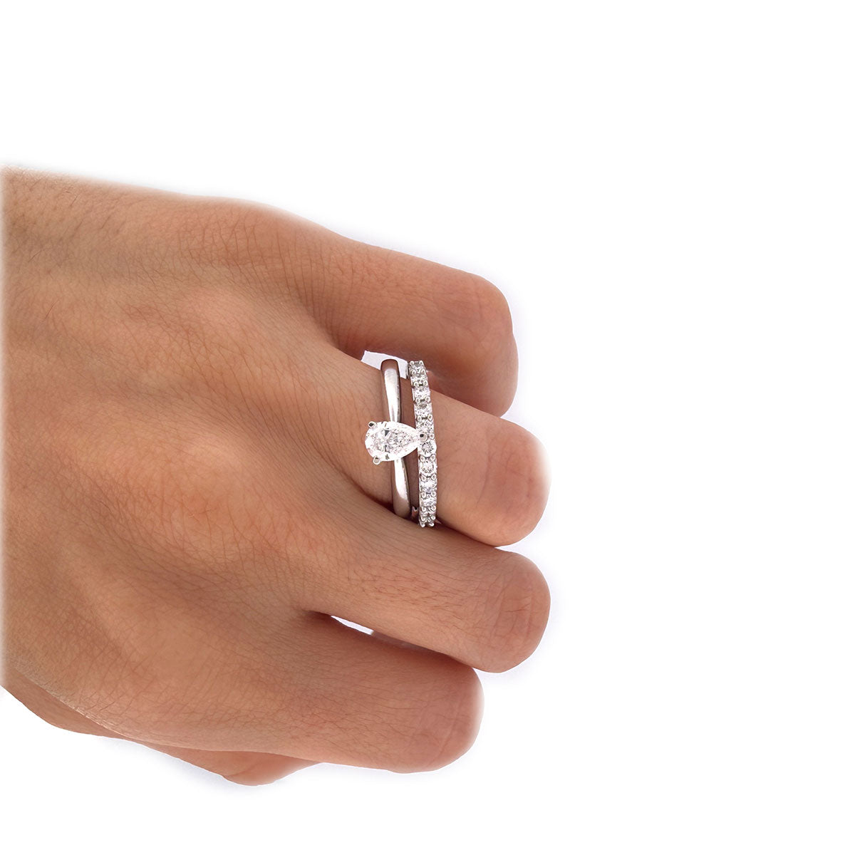 Set de anillo de compromiso corte pera y medio cintillo de diamantes de laboratorio 1ctw