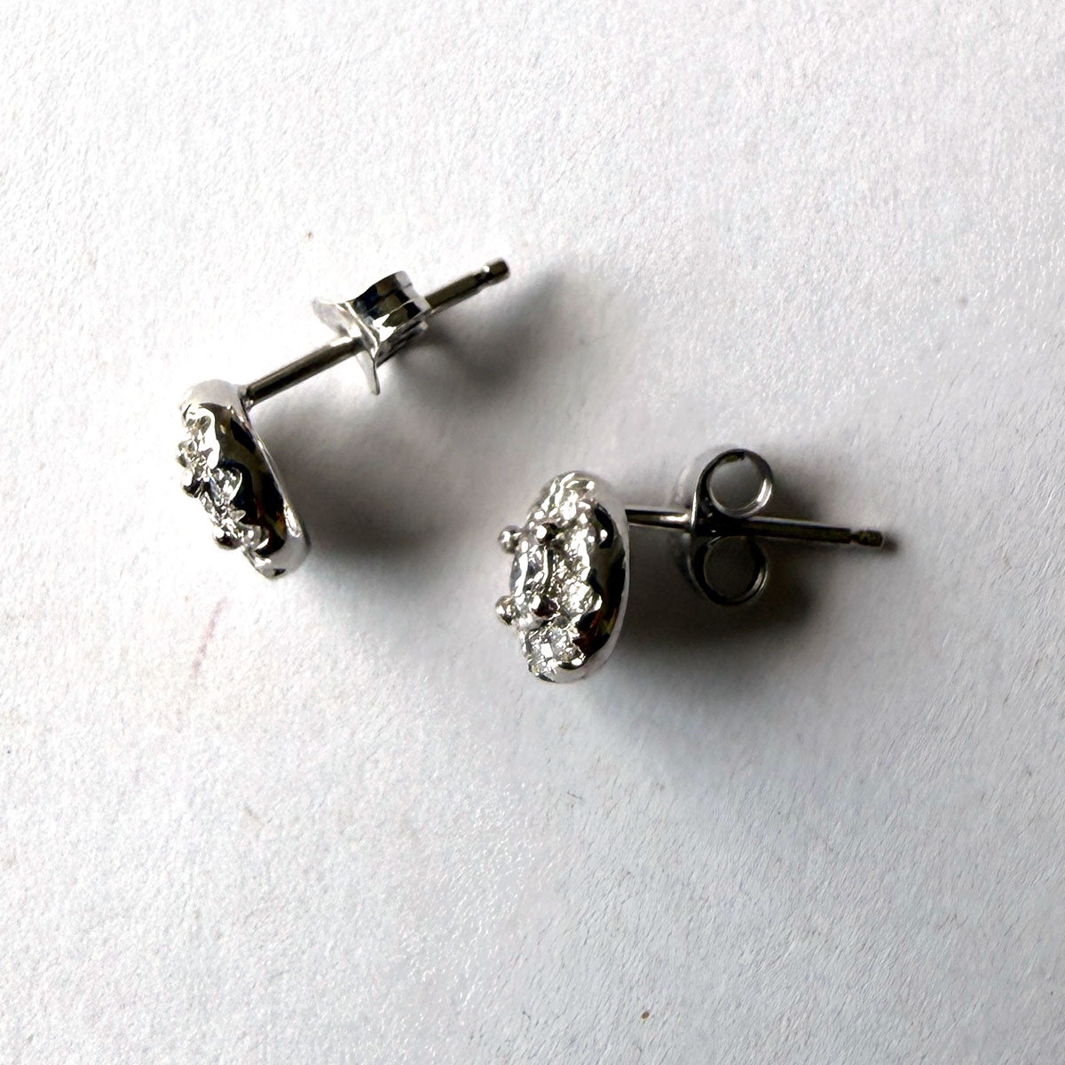 Aretes en oro blanco 10k studs halo de diamantes de laboratorio 0.33ctw