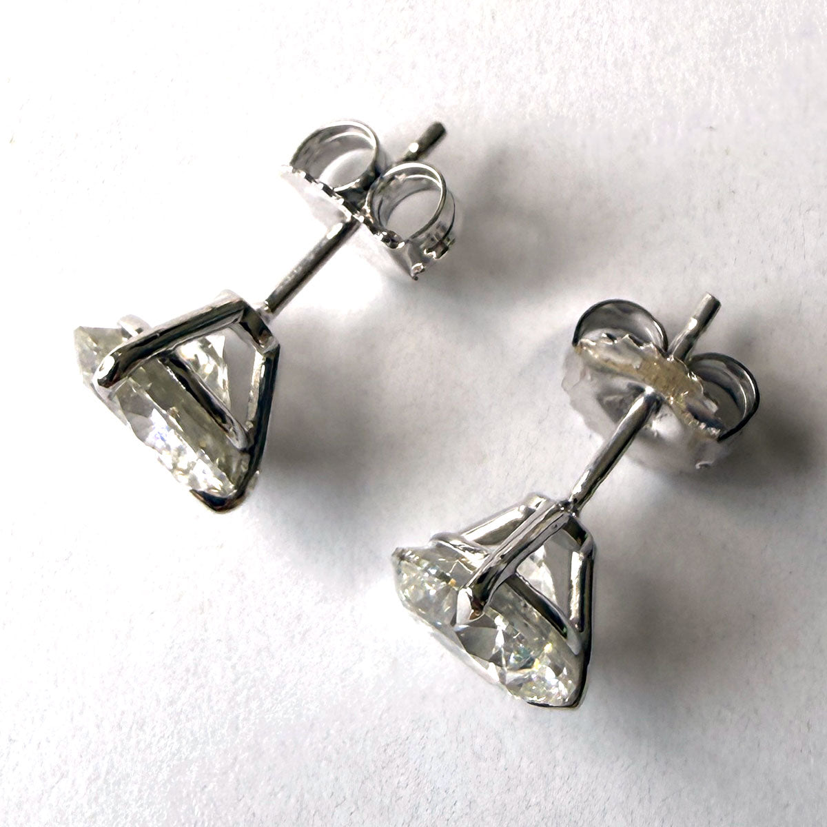 Aretes en oro blanco 14K studs de diamantes redondos de laboratorio 4.15ctw